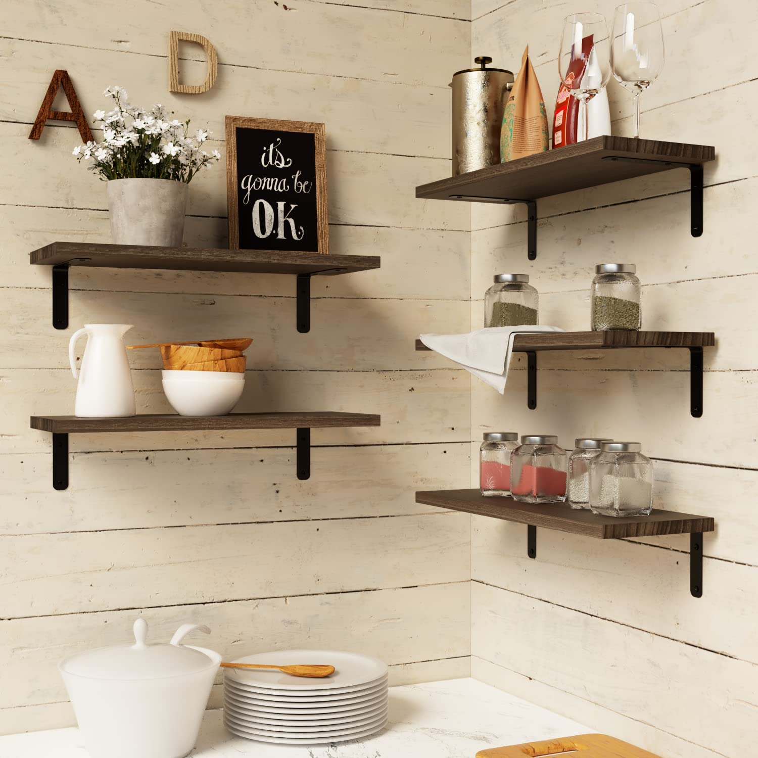 RICHER HOUSE packaged set with included screws and anchors showing all mounting hardware
