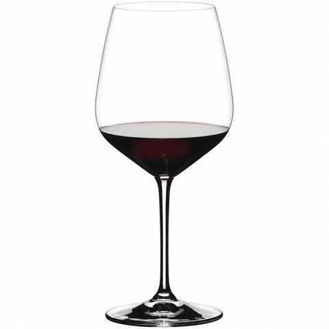 Riedel front view highlighting diamond-shaped bowl and elegant stem, enhancing wine presentation