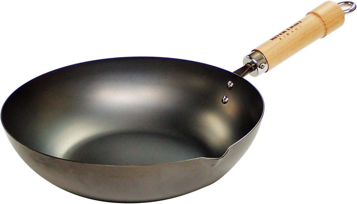 River Light front view of iron frying pan showing durable shape and versatility