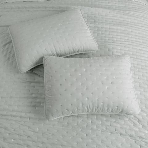 ROARINGWILD pillow sham detail matching quilt for cohesive style