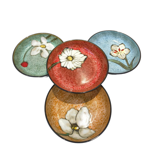 rockgoldbug front packaging showing set of four bowls and storage ease