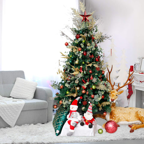 ROSELEAF holiday tabletop display showing versatile decorations and warmth