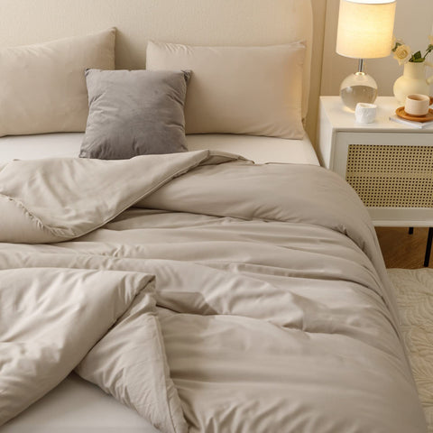 ROSGONIA comforter laid on bed illustrating full coverage benefit