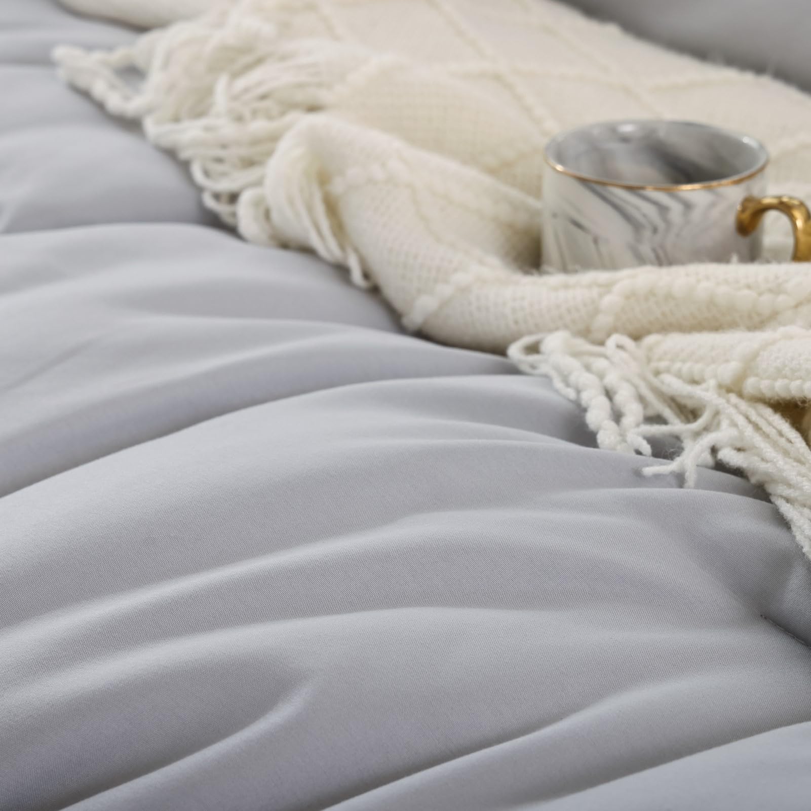 ROSGONIA pillowcase detail showing smooth fabric and coordinated color