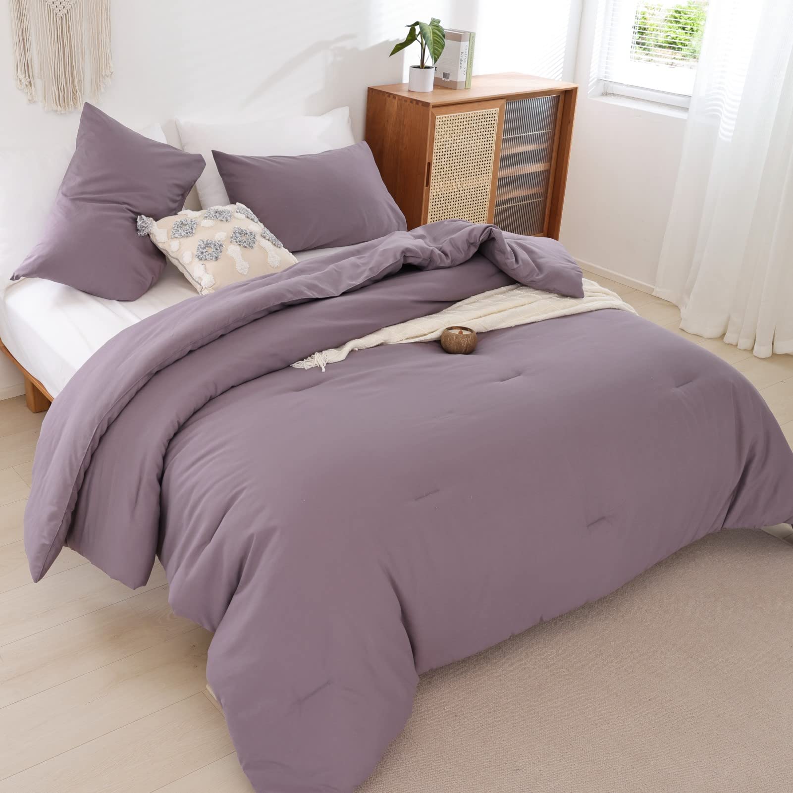 ROSGONIA two pillowcases flat lay matching comforter benefit: coordinated look