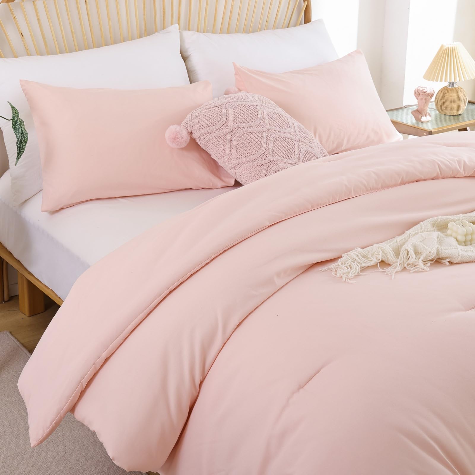 ROSGONIA pair of pillowcases laying flat matching comforter for coordinated bedding benefit