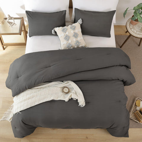ROSGONIA comforter on Cal King bed showing full-size coverage and drape