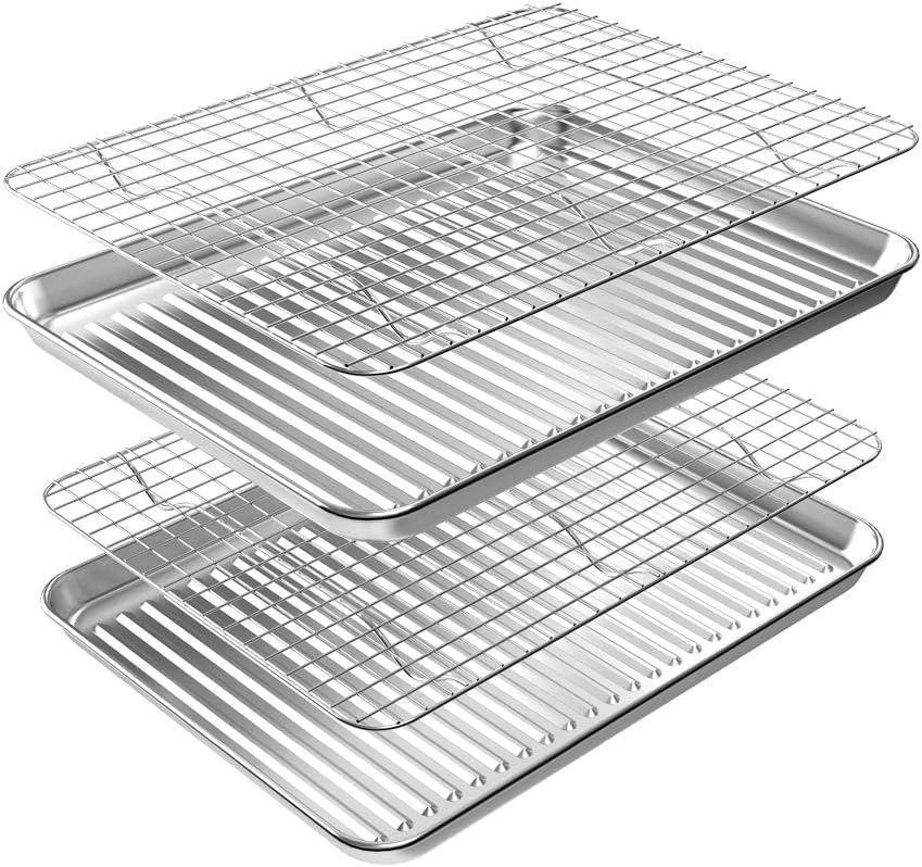 Rottay front view of baking sheet set showing durable stainless finish and fit