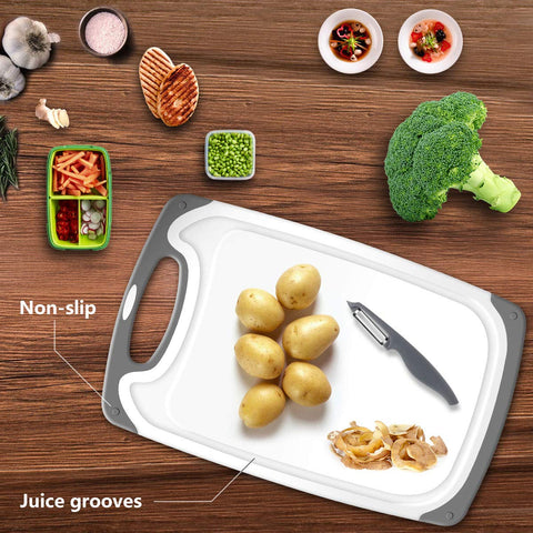 ROTTOGOON close-up of juice groove and textured surface preventing spills and improving control