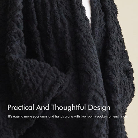 Royoliving pocket detail with hands demonstrating warmth and convenience