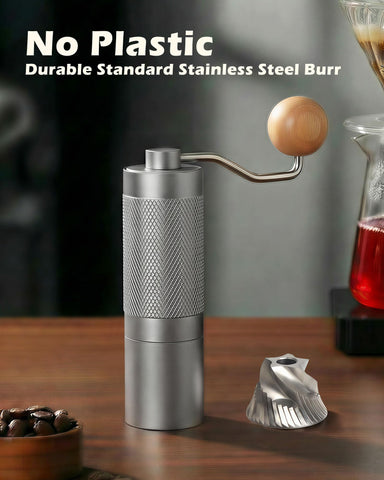 Rsoilch ergonomic hand crank and handle delivering smooth comfortable control