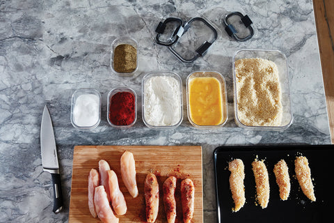 Rubbermaid Brilliance in lunchbox demonstrating stackable containers that save space and keep food fresh