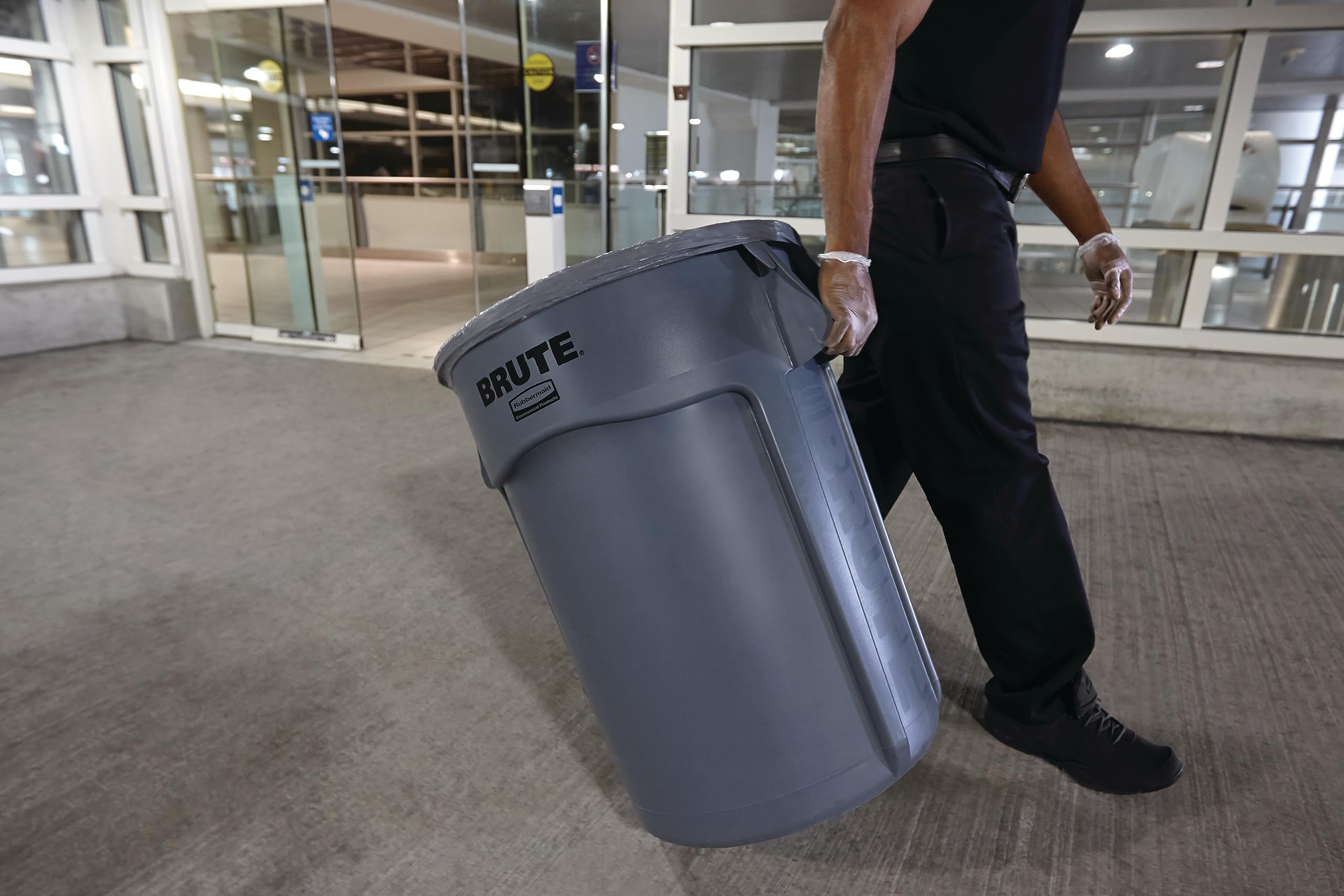 Rubbermaid BRUTE in outdoor setting showing commercial use and UV resistance benefit