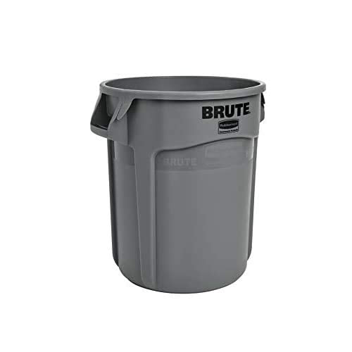 Rubbermaid BRUTE in outdoor setting for landscapers showing durable, weather-resistant use