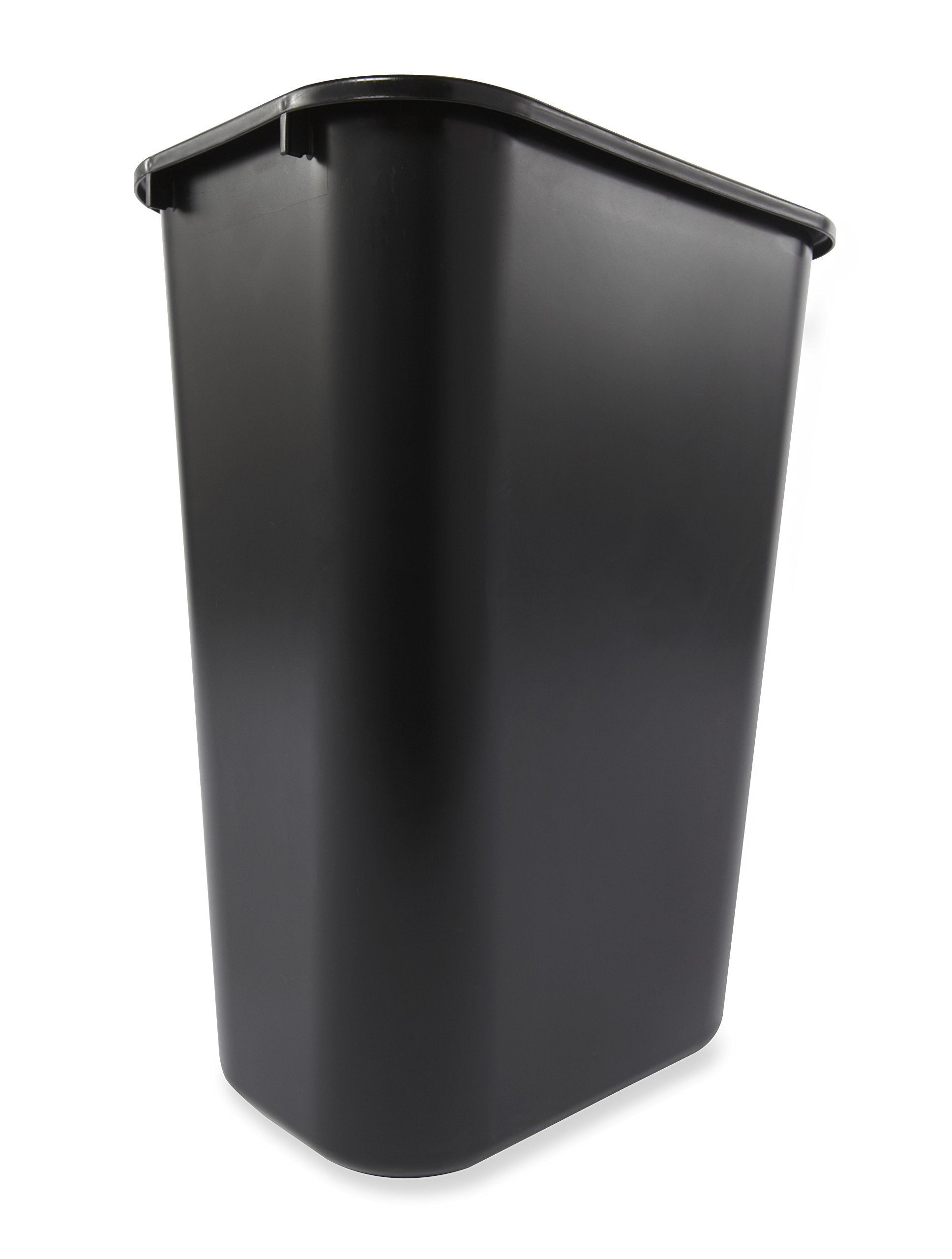 Rubbermaid Commercial close up of rolled rim highlighting strength and easy cleaning