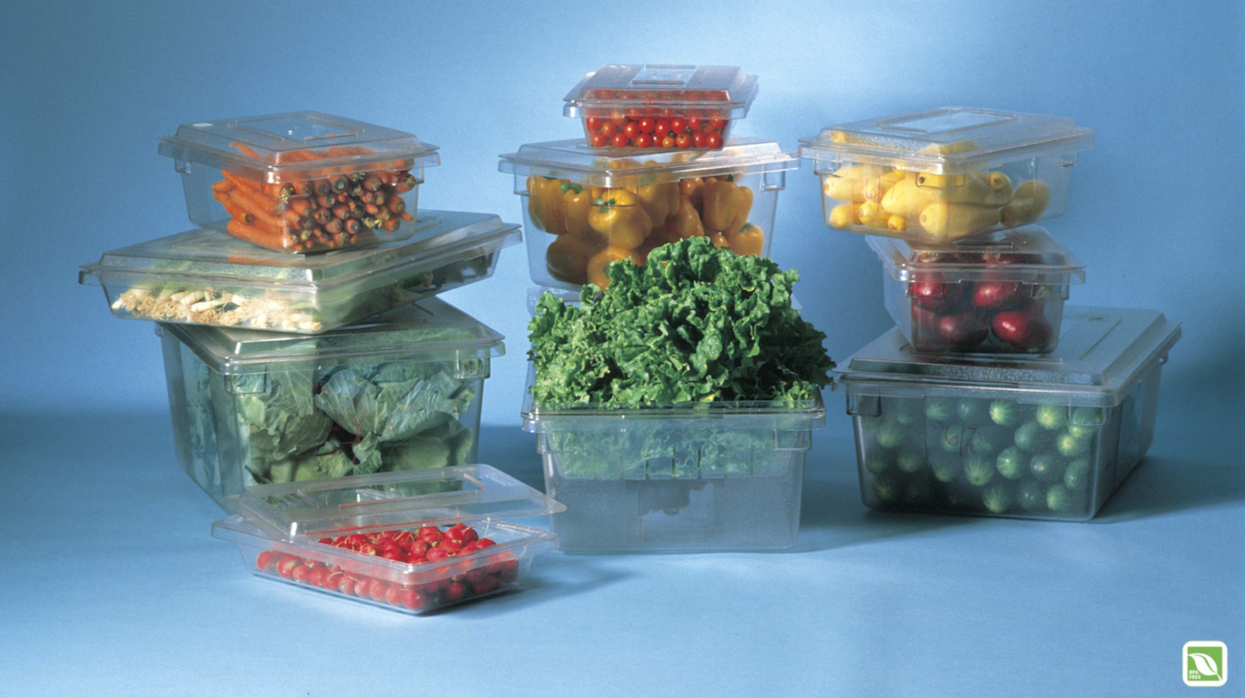 Rubbermaid Commercial with snap-on lid protecting contents during transport