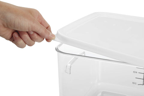 Rubbermaid handle and drain hole detail for safer washing and drying
