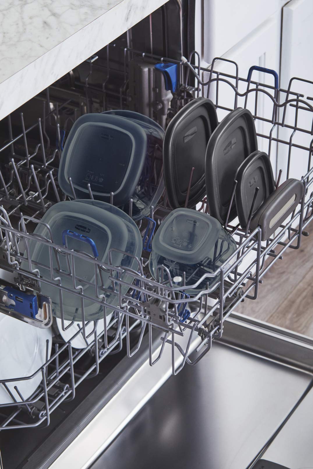 Rubbermaid base reheating food in microwave for quick warm-up benefit