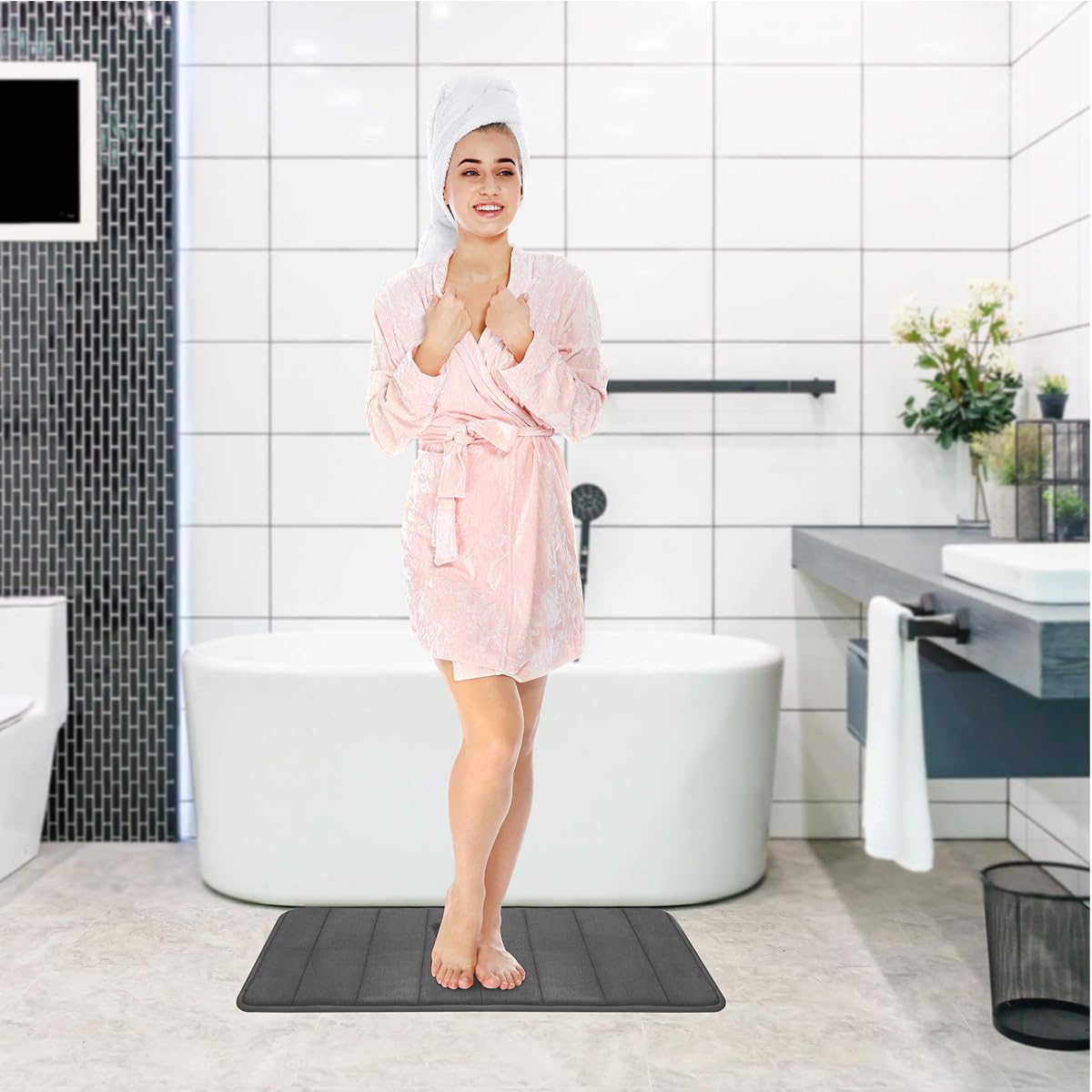RUN HELIX three-piece set in bathroom showing coordinated coverage and comfort