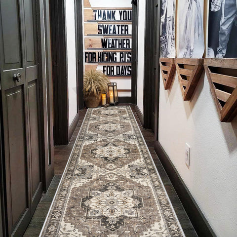 RUUGME runner in kitchen scene, keeps floor tidy and comfortable while cooking