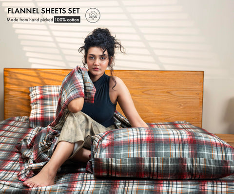 RUVANTI fitted sheet corner detail highlighting secure elastic fit