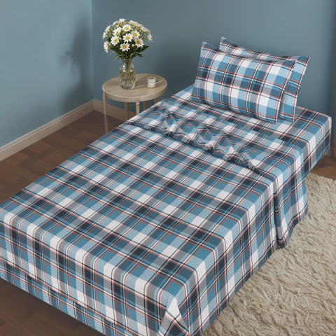 RUVANTI sheet on mattress with ruler showing fit on mattresses up to 18 inches