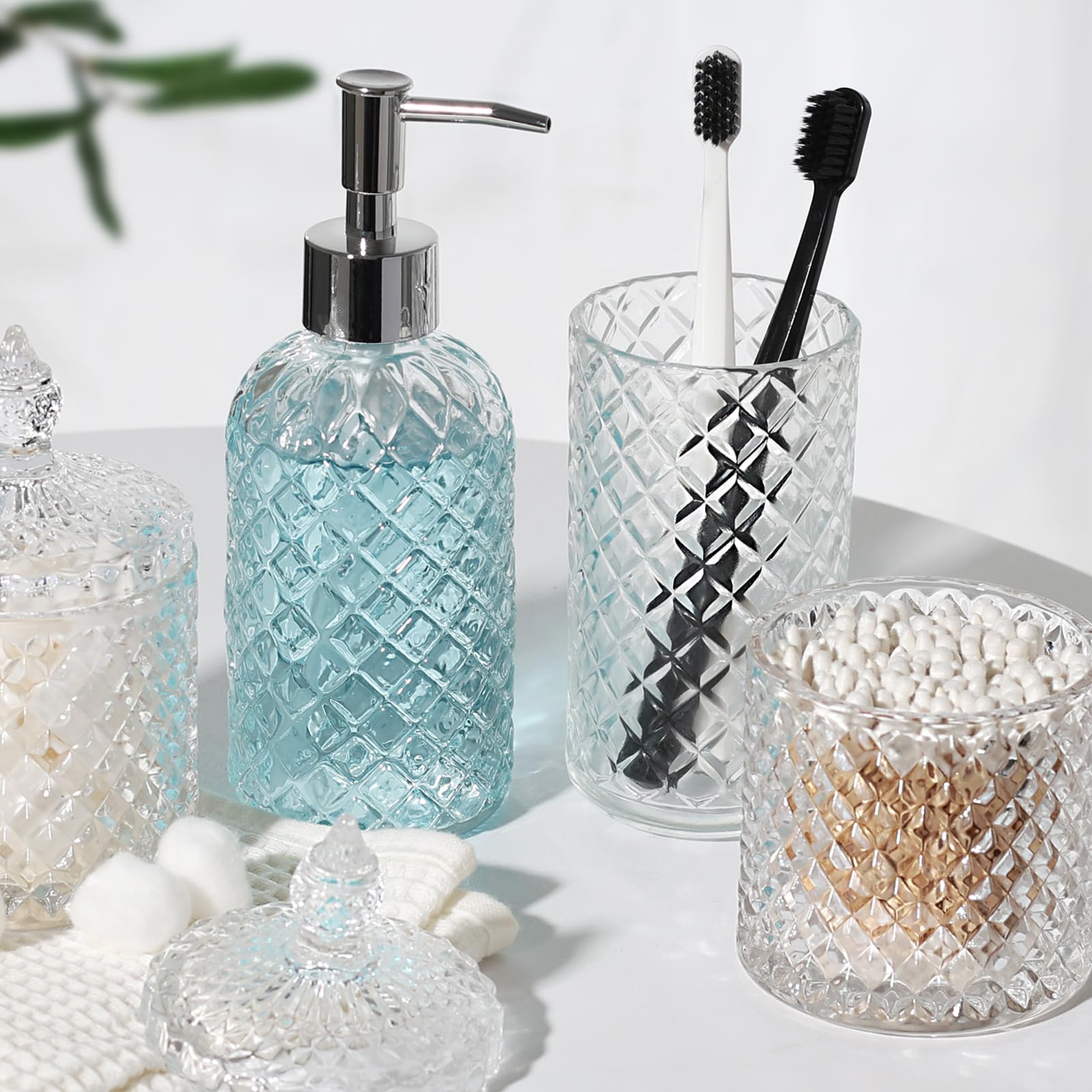 RYTOXILO diamond texture detail reflects light for stylish accent benefit