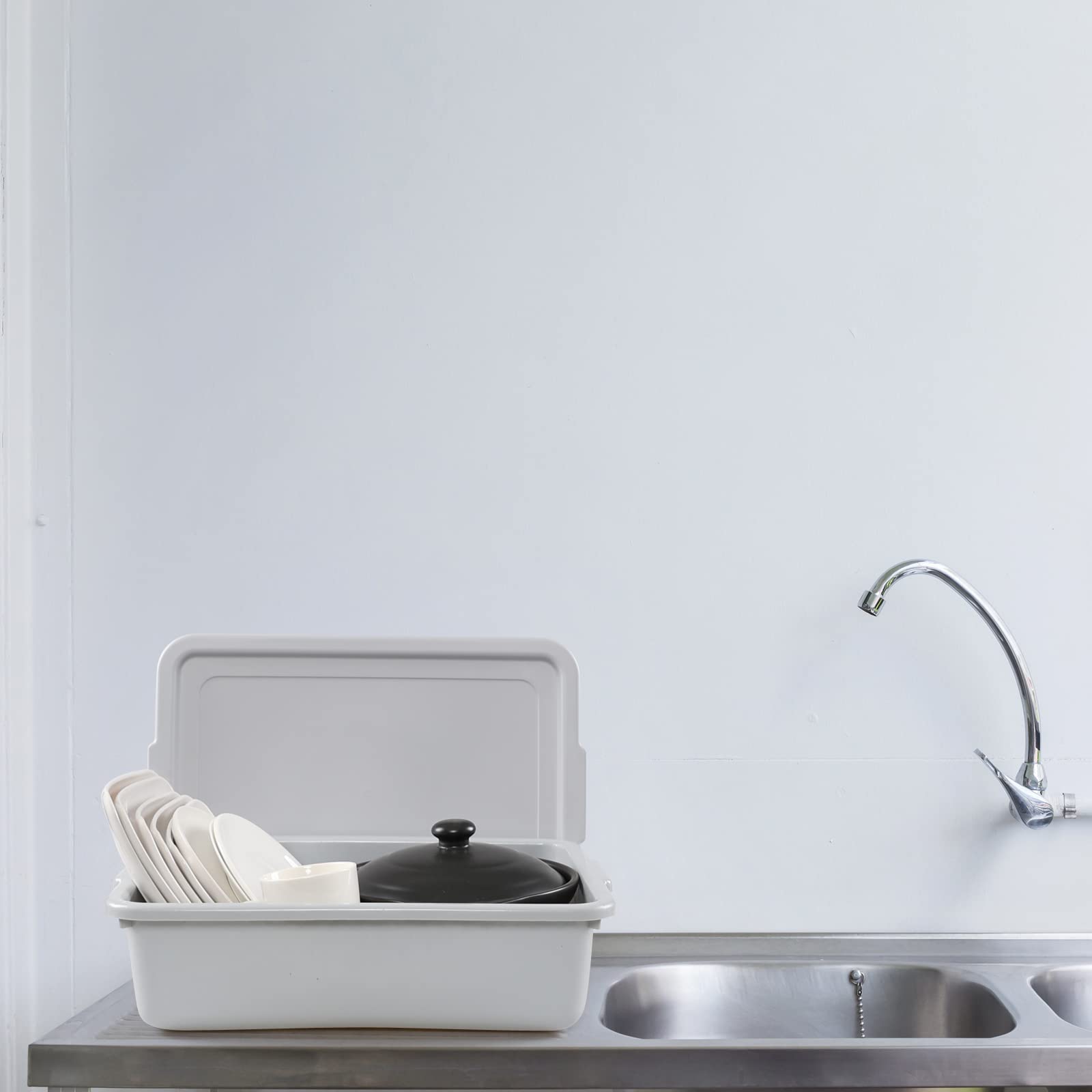Saedy tub in sink with dishes illustrating efficient bussing and washing