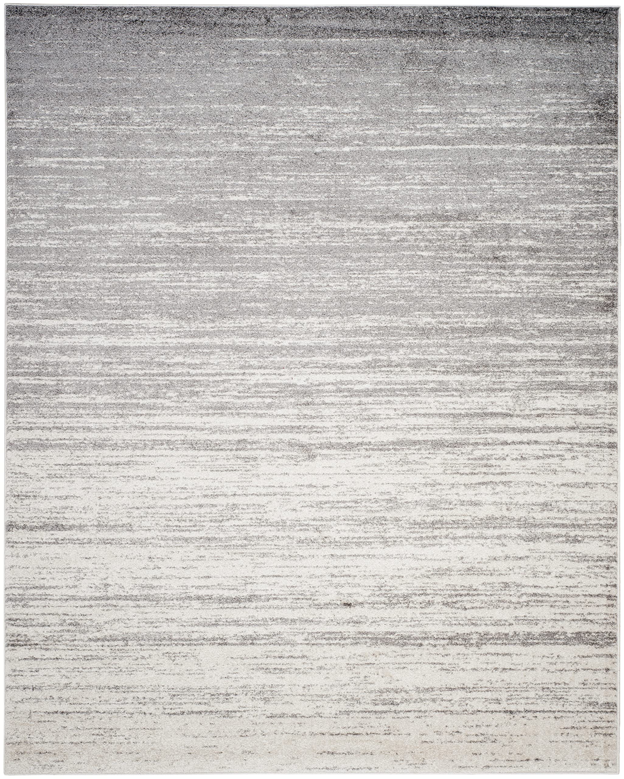 SAFAVIEH Adirondack close-up of striated polypropylene pile highlighting durable texture