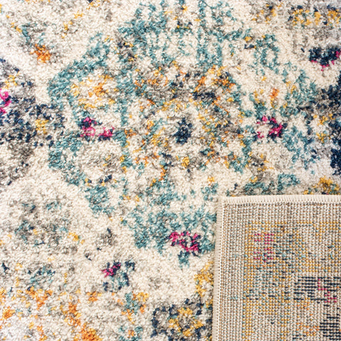 SAFAVIEH corner label and bound edge detail, shows quality finish and longevity