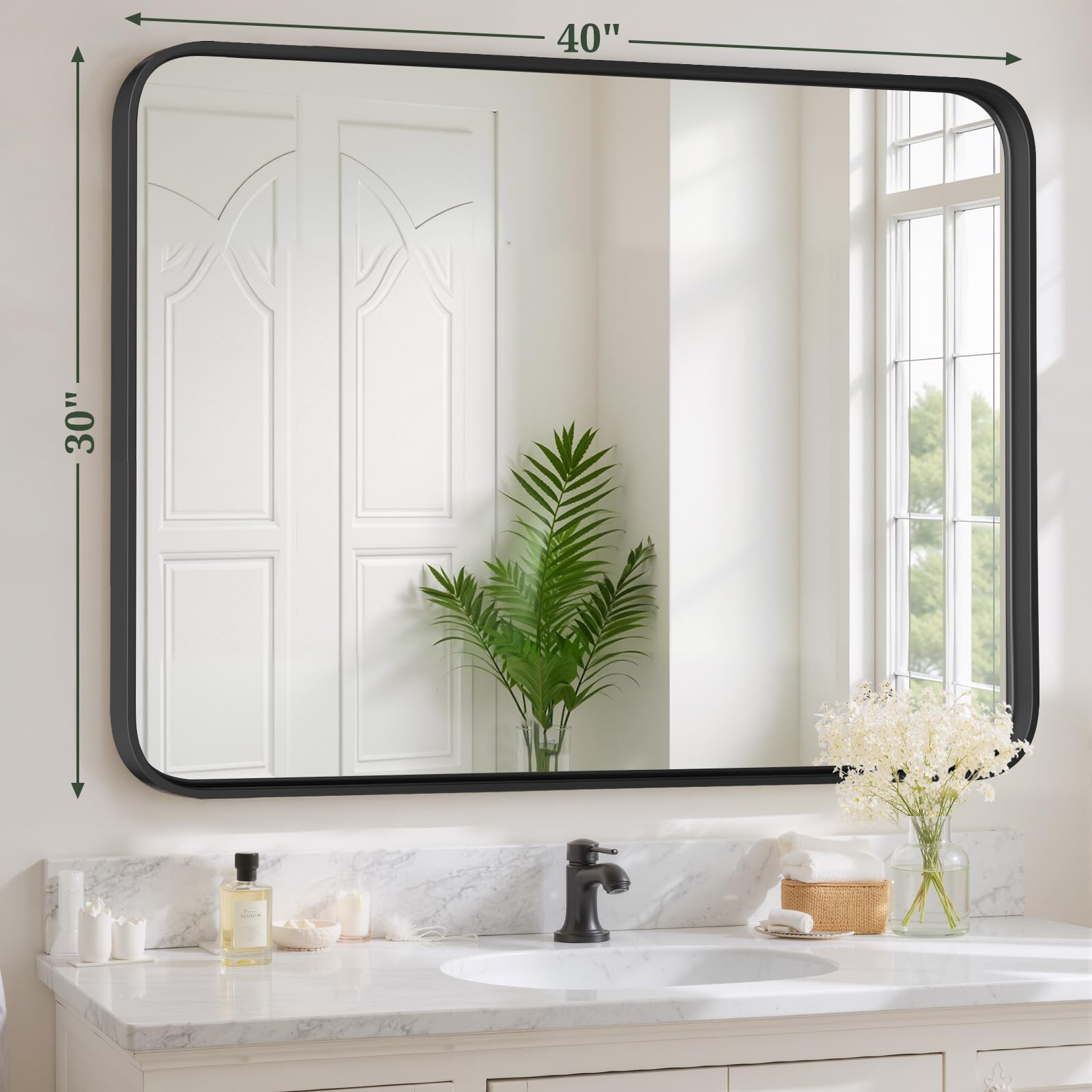 SageNest glass surface close-up demonstrating crisp HD reflection for grooming