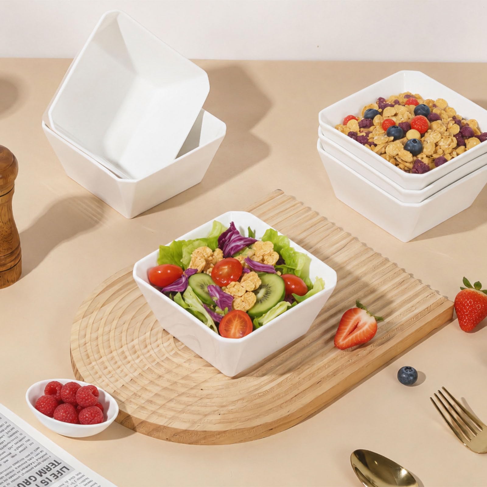 Samsle bowl inside microwave demonstrating heat-safe use and reheating convenience