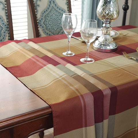 SASTYBALE tablecloth outdoors on picnic table showing weather-ready convenience