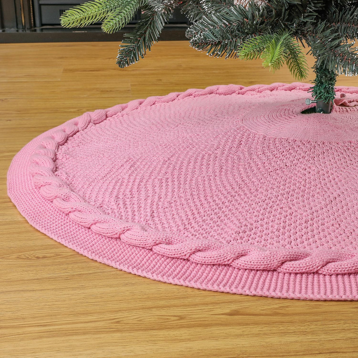 Sattiyrch front view of pink tree skirt showing full design and elegant finish