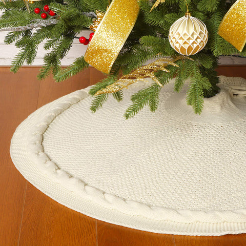 Sattiyrch tree skirt front view in cream adds cozy base