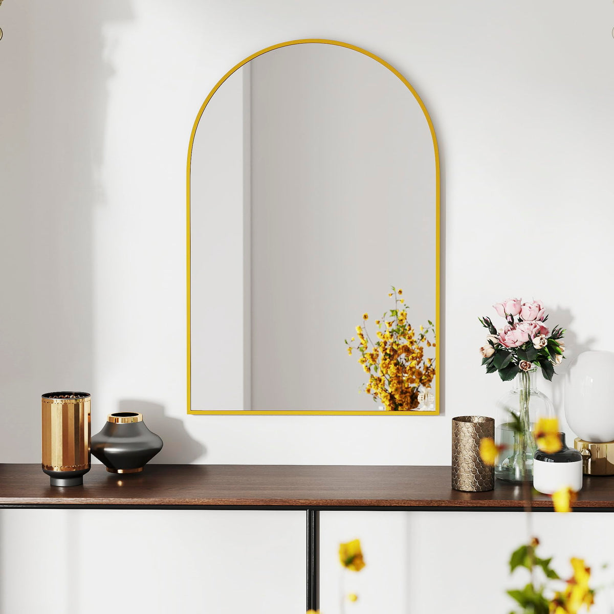 SCWF-GZ front view gold arch mirror showing elegant, space-enhancing reflection