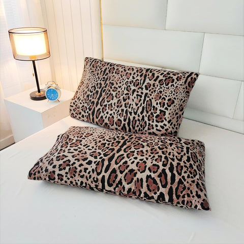 SDY comforter in teen bedroom lifestyle scene demonstrating playful style and practical appeal