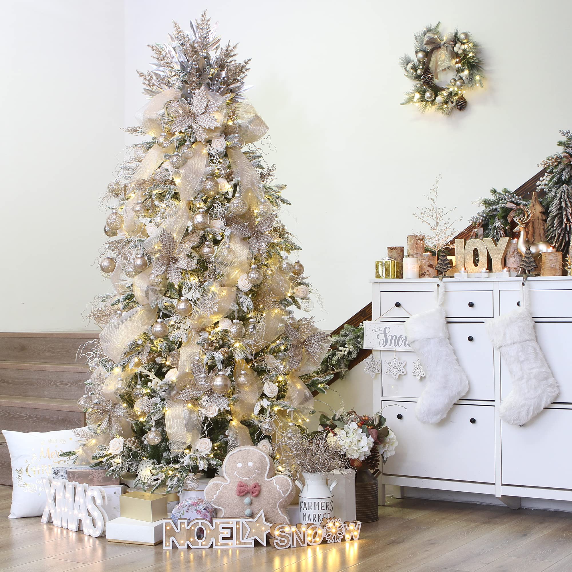 Sea Team ornaments used in a wedding centerpiece creating elegant ambiance