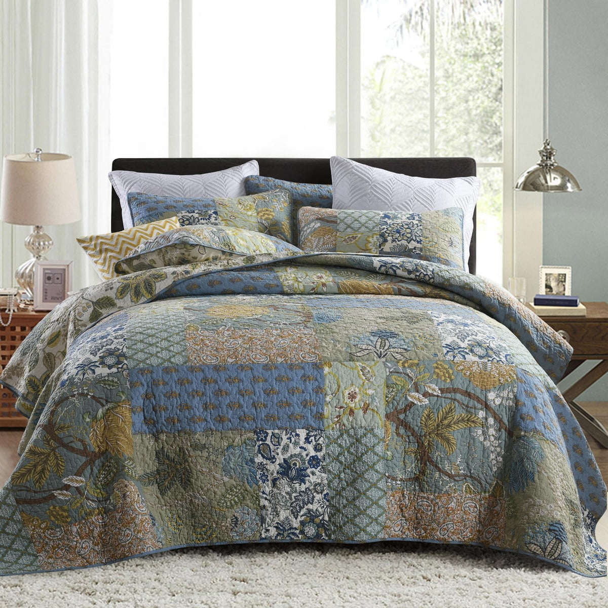 Secgo quilt front view showing sage green patchwork and neat finish, adds calm bedroom style