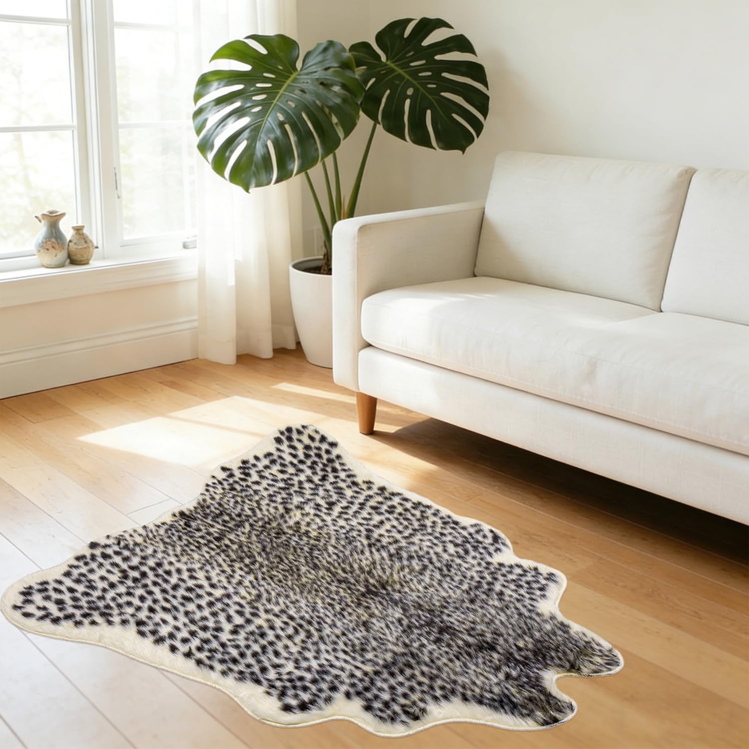 Seek4comfortable rug edge and stitching detail offering durable finish