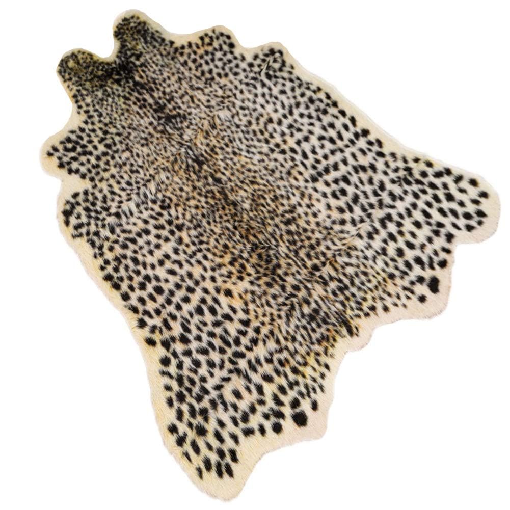 Seek4comfortable rug front view showing cheetah print and bold pattern benefit