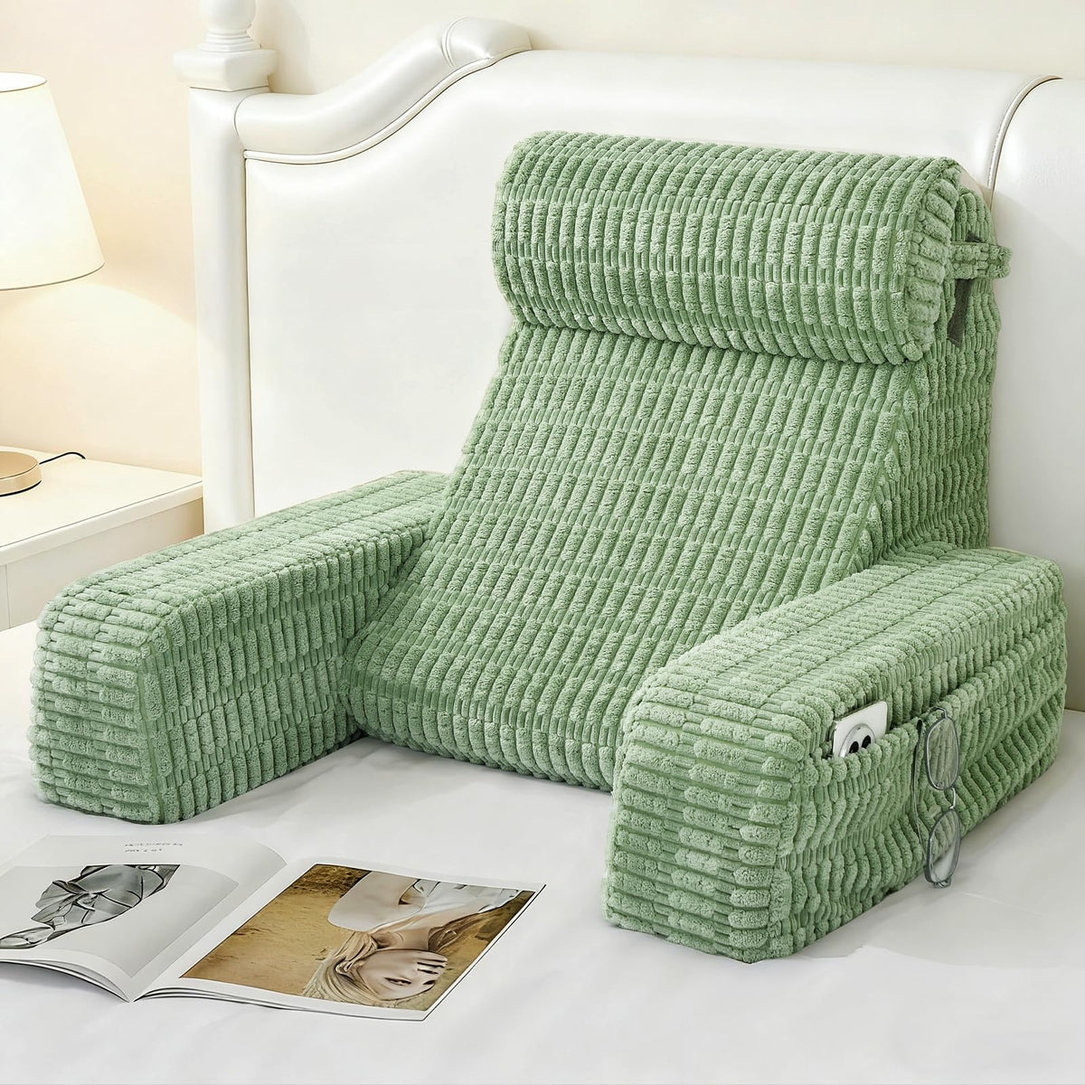 Selectico front view of reading pillow showing ergonomic shape and instant comfort