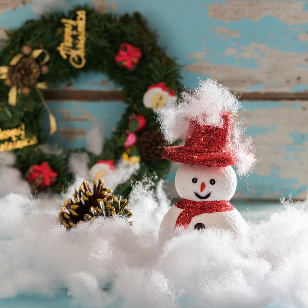 SEMETOR artificial snow used in a Christmas village creating depth and realism benefit