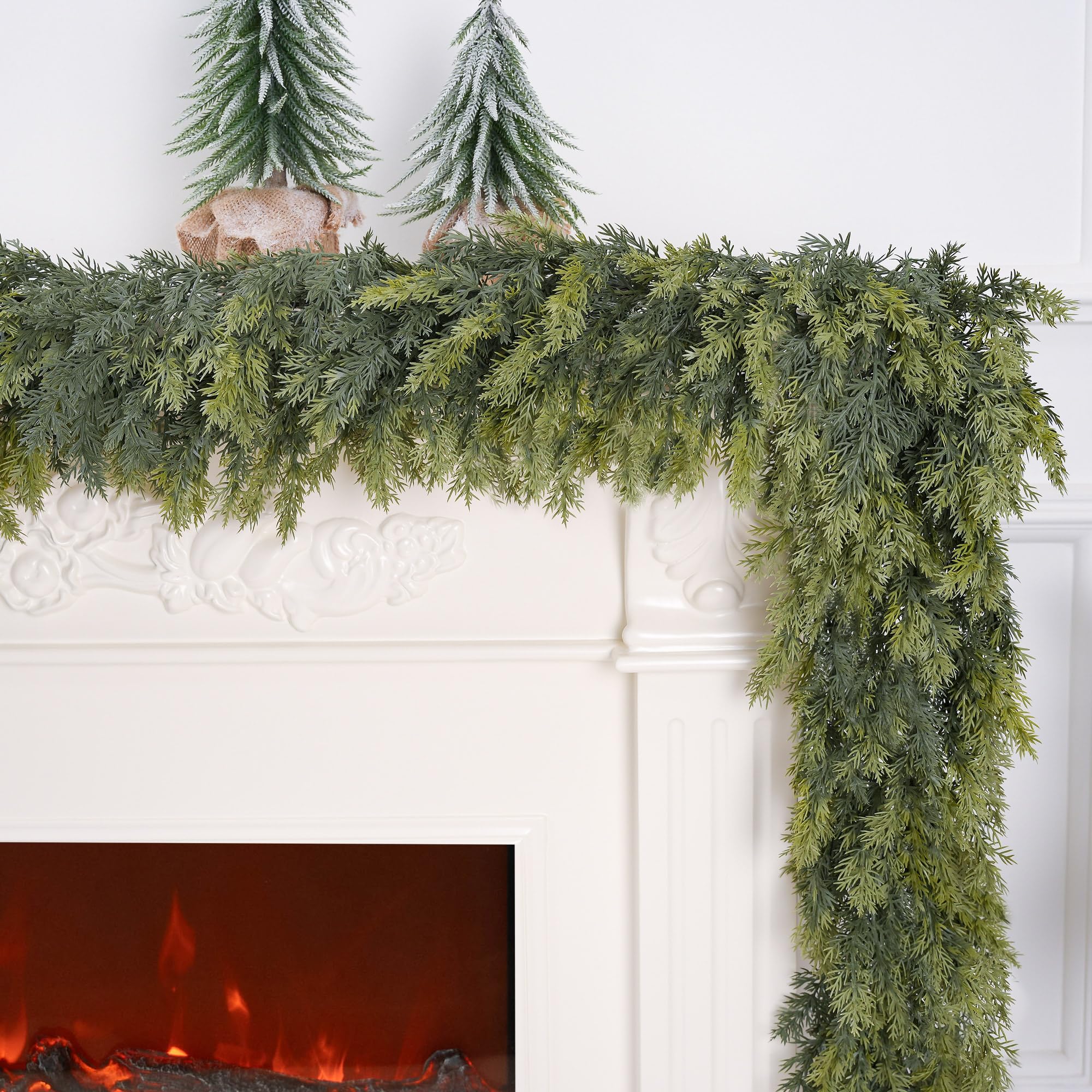 Senjie cedar garland front view showing full lush greenery and instant festive impact
