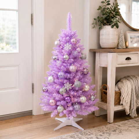 Senjie tree on office desk illustrating cordless placement and visual uplift