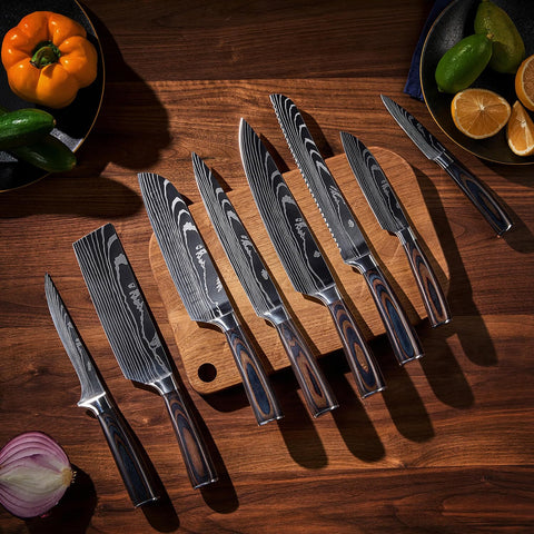 Senken Knives laser Damascus pattern close-up highlighting texture and corrosion resistance