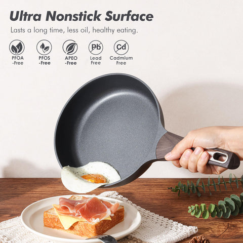 SENSARTE nonstick surface close-up showing smooth texture and easy food release for healthy cooking