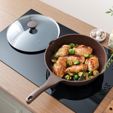 SENSARTE size comparison with utensils, conveys the pan's 5-quart capacity