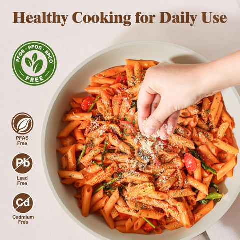 SENSARTE saucepan with silicone-sealed glass lid, locks in moisture and allows stovetop monitoring