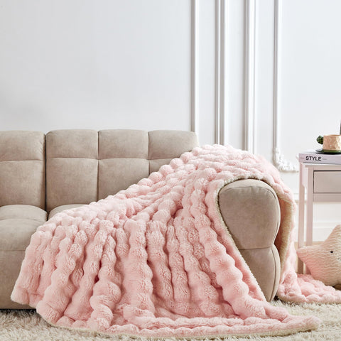Serenhom close-up of bubble wave faux fur highlighting 3D texture and soft touch for comfort